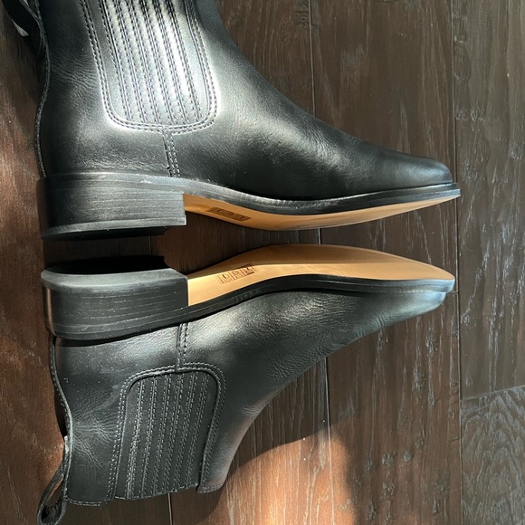 The Cleary Chelsea Boot in Leather size 7 brand new - Picture 3 of 7